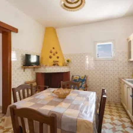Holiday home Rosamarina Torre Lapillo